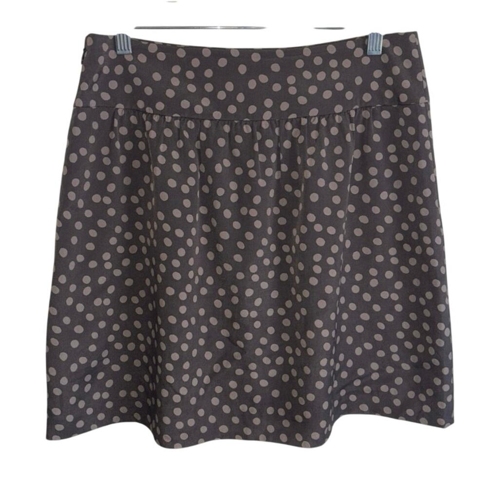 Ann Taylor LOFT Gray and Taupe Pleated Polka Dot Miniskirt Size 4 - Picture 4 of 9